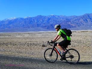 Death-Valley-2020-day6-5  Greg and Panamint  w.jpg (450279 bytes)